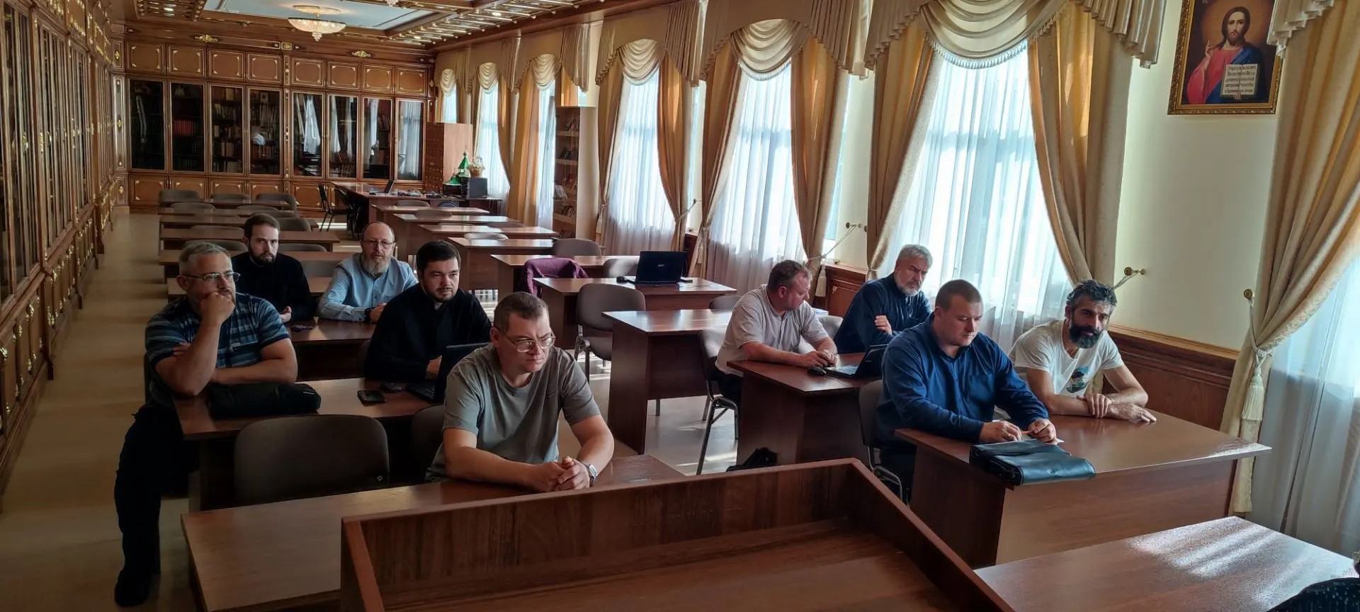 В Саранской духовной семинарии проходит установочная сессия